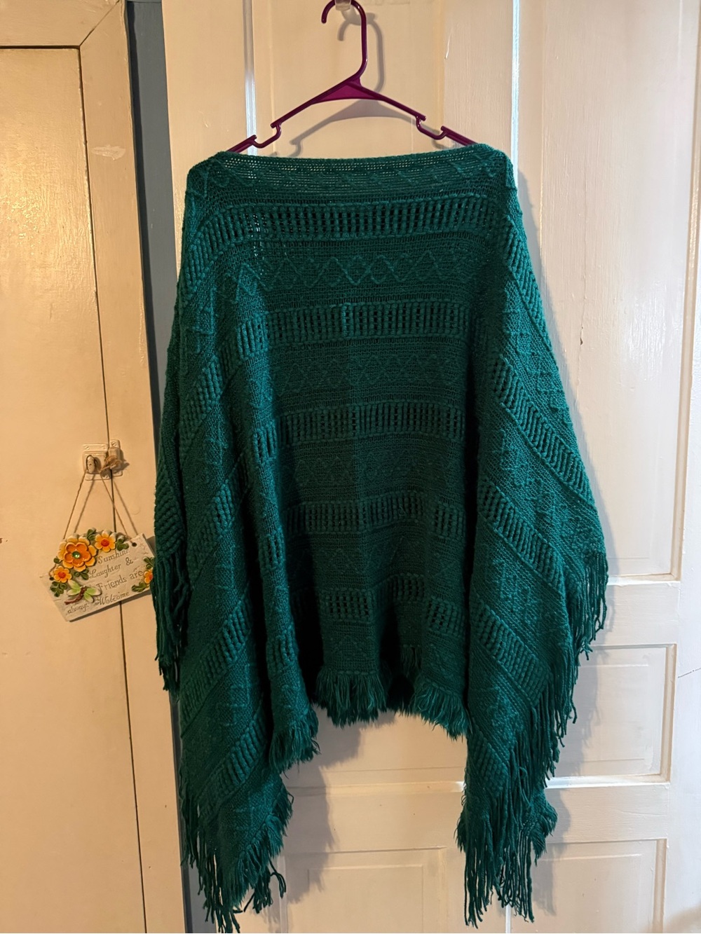 Women’s Green Knit Fringe Poncho - Brand Unspecified